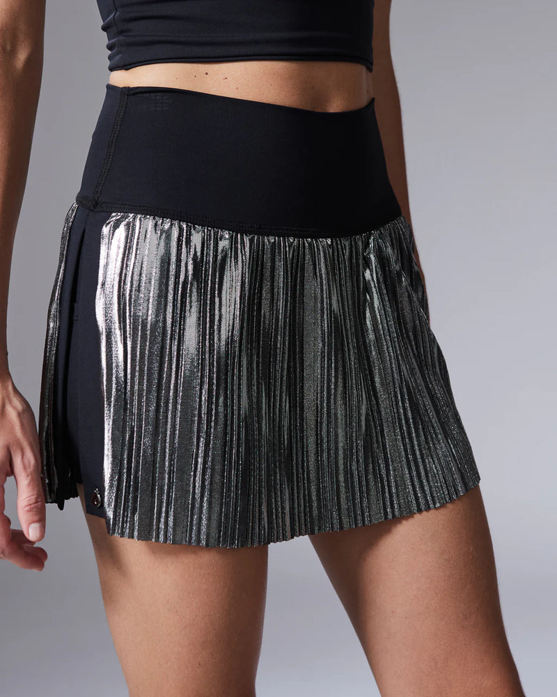 Short Saia Plissada Brilho Hook - Prata